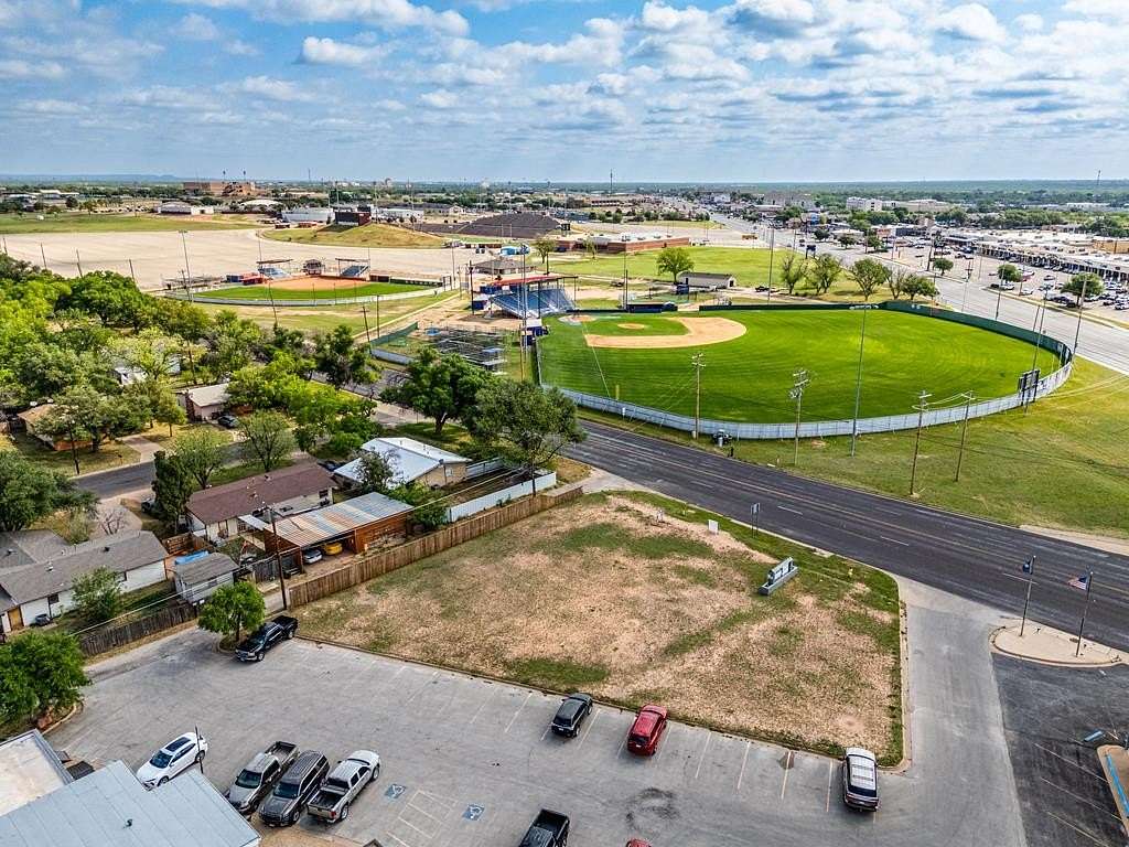 0.35 Acres of Commercial Land for Sale in San Angelo, Texas