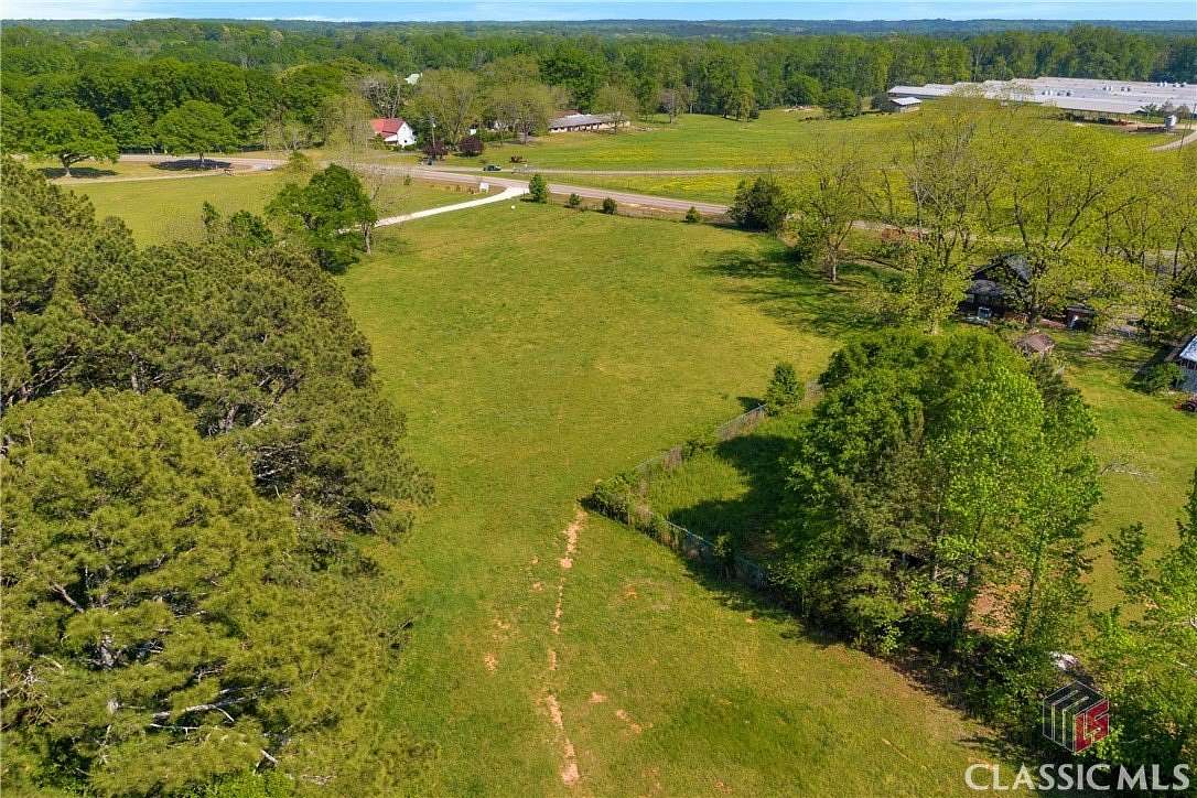 5 Acres of Residential Land for Sale in Statham, Georgia