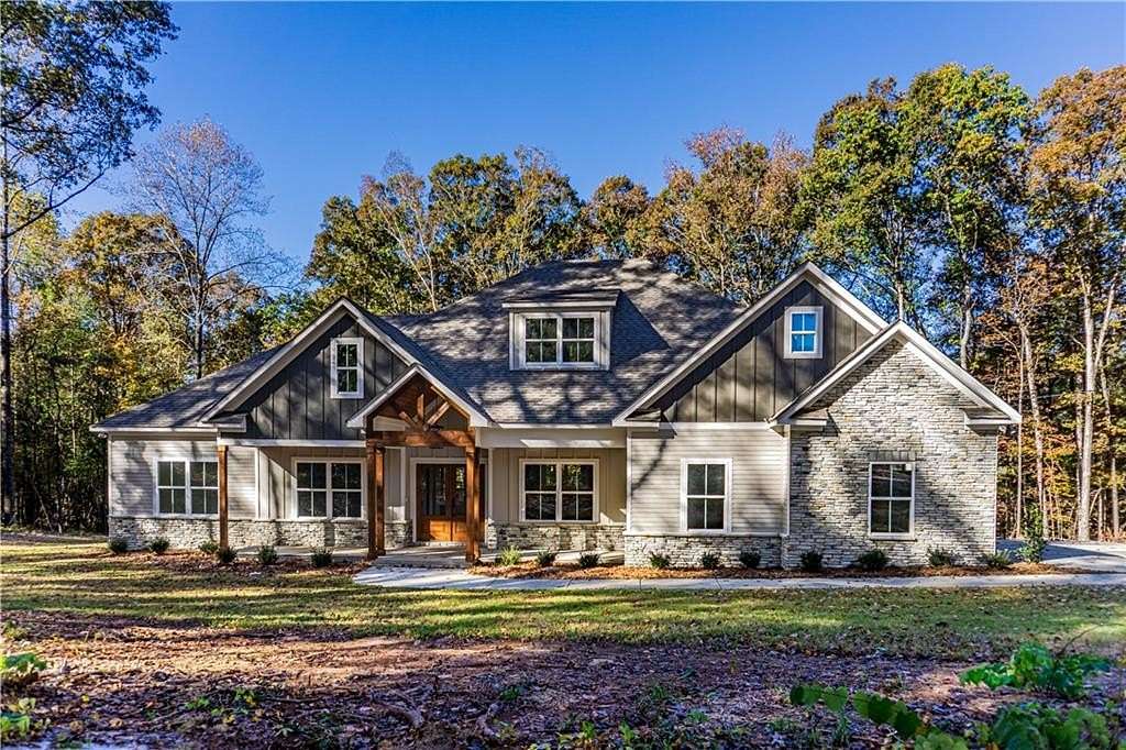 3 Acres of Residential Land with Home for Sale in Smiths Station, Alabama