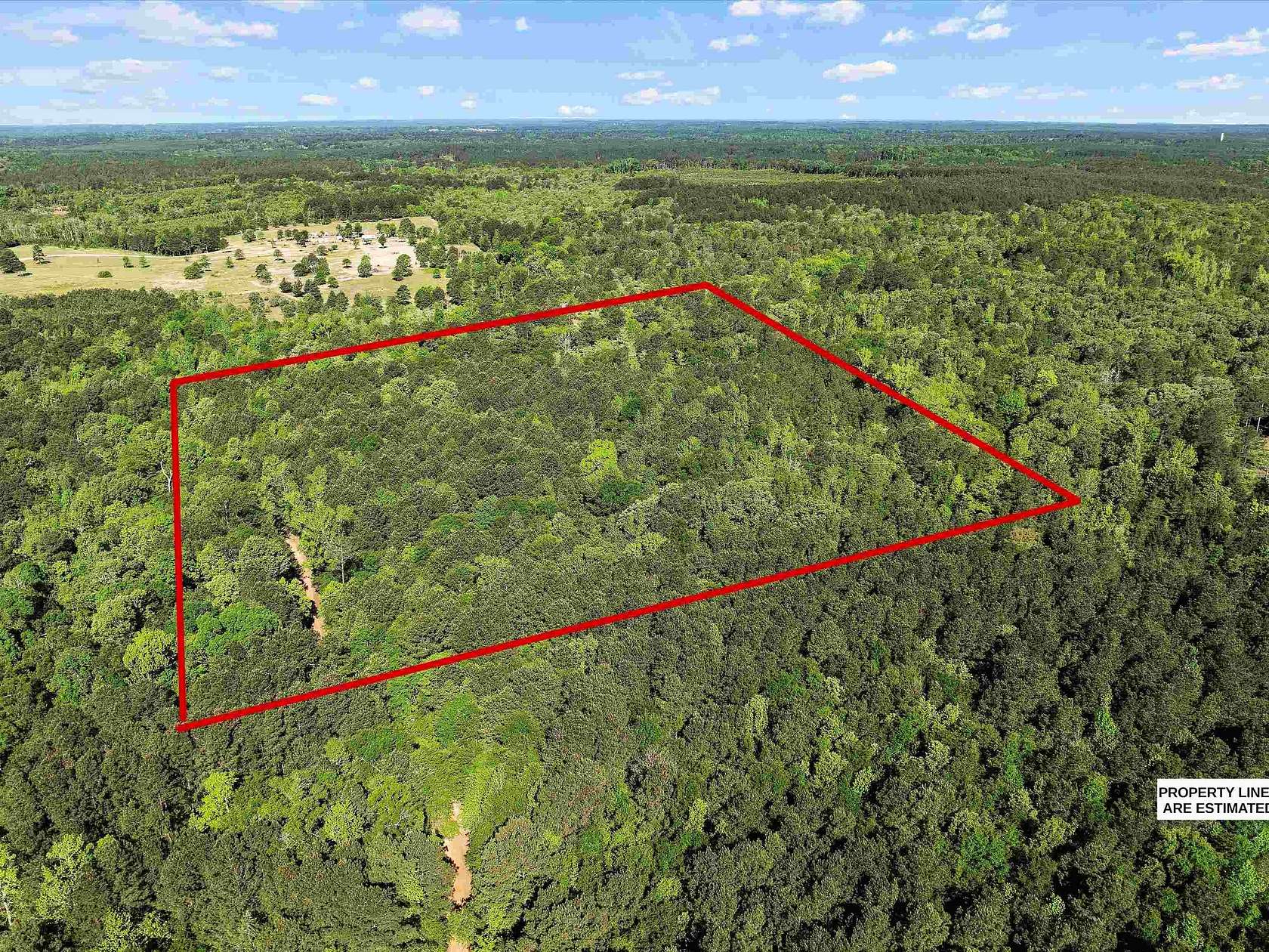 20 Acres of Recreational & Residential Land for Sale in Jefferson, Texas