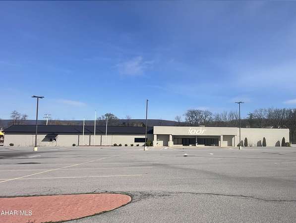 4.27 Acres of Improved Mixed-Use Land for Sale in Altoona, Pennsylvania
