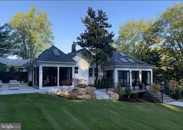 1.82 Acres of Residential Land with Home for Lease in Sparks, Maryland