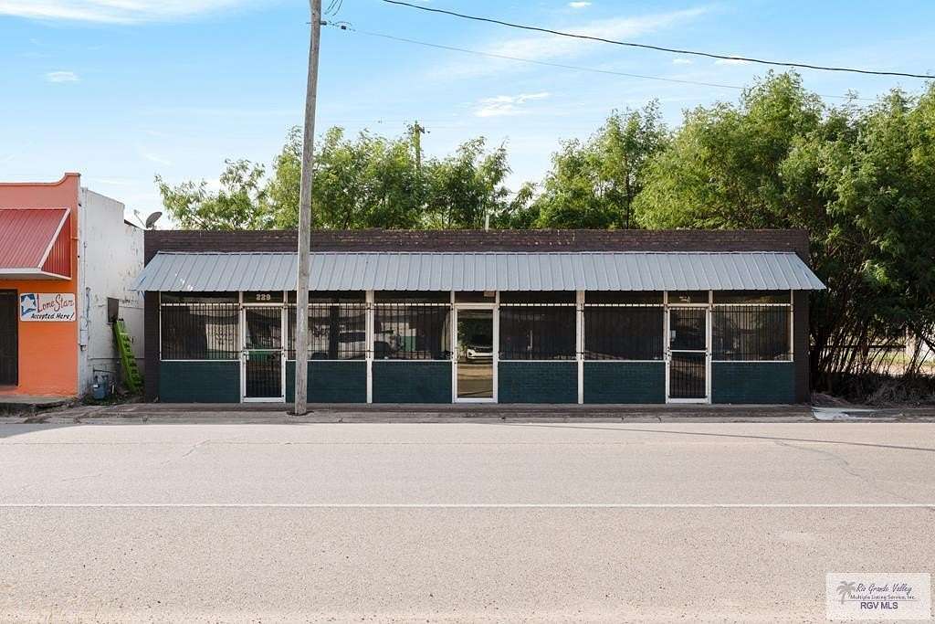 0.22 Acres of Commercial Land for Sale in Raymondville, Texas