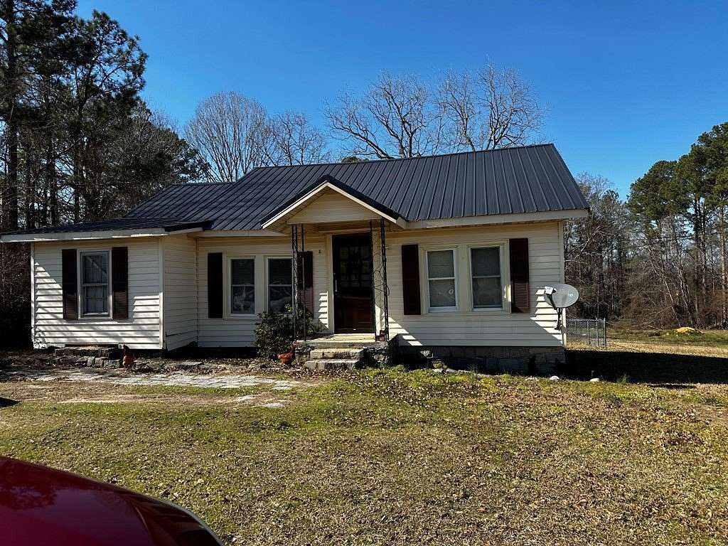 3.44 Acres of Improved Mixed-Use Land for Sale in Abbeville, South Carolina