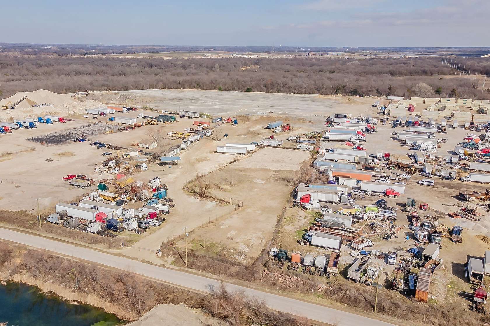 1.5 Acres of Commercial Land for Lease in Hutchins, Texas