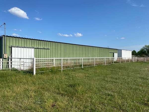 32 Acres of Land for Sale in Seiling, Oklahoma