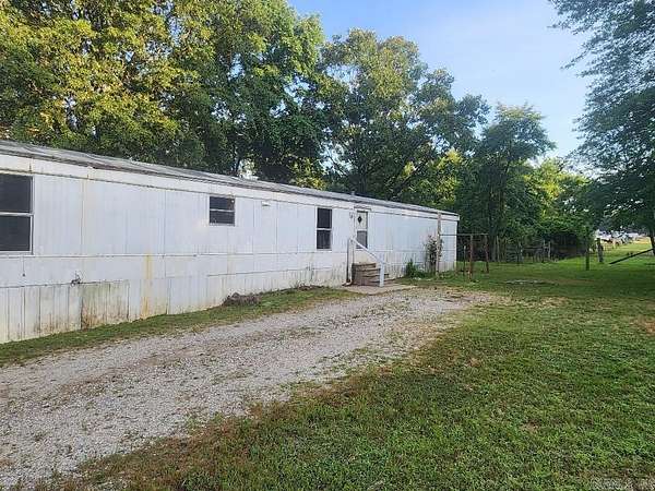 4 Acres of Residential Land with Home for Sale in Judsonia, Arkansas