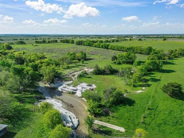 18 Acres of Land with Home for Sale in Waxahachie, Texas