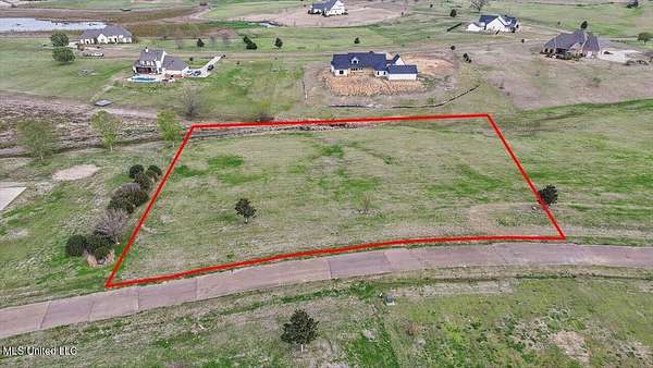 2 Acres of Residential Land for Sale in Flora, Mississippi