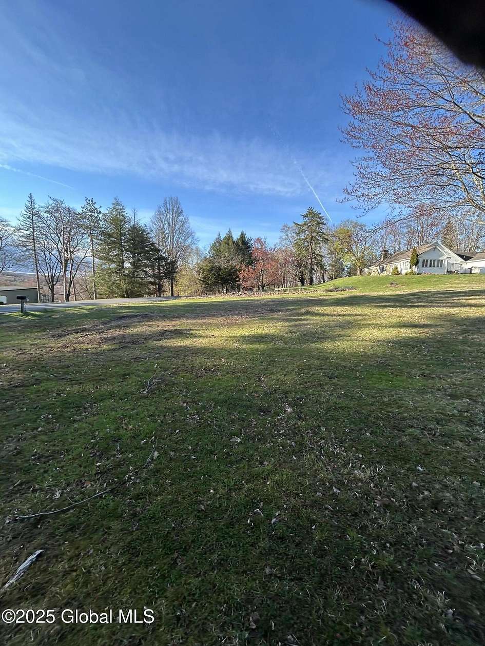 1 Acre of Residential Land for Sale in Troy, New York