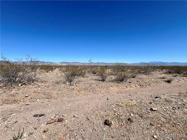 16.5 Acres of Recreational Land for Sale in Golden Valley, Arizona