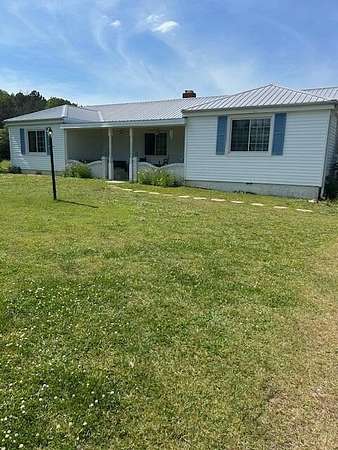 2 Acres of Residential Land with Home for Sale in Washington, Georgia