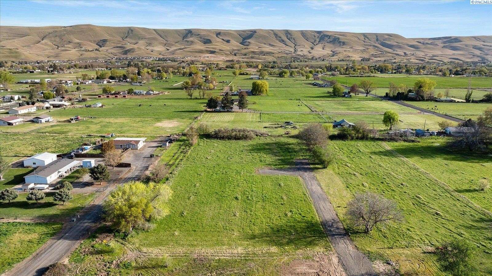 1 Acre of Residential Land for Sale in Prosser, Washington