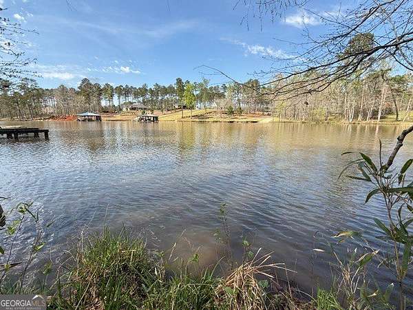 0.5 Acres of Land for Sale in Eatonton, Georgia