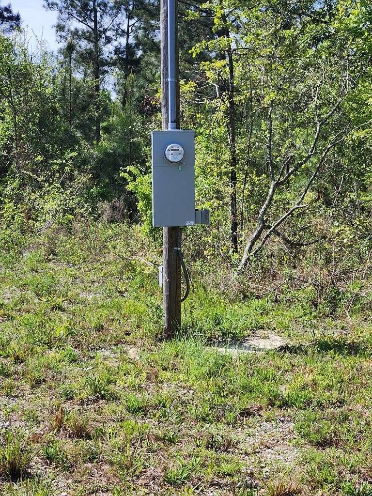 5.46 Acres of Residential Land for Sale in Sneads, Florida