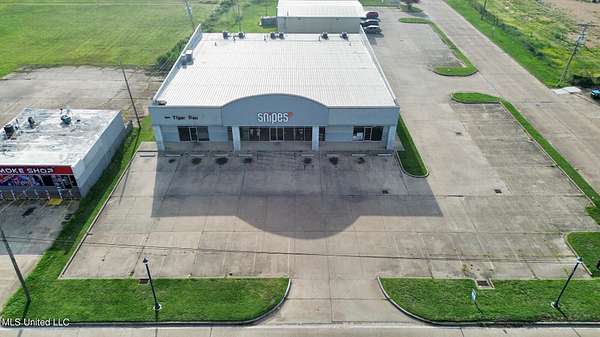 0.72 Acres of Commercial Land for Sale in Cleveland, Mississippi