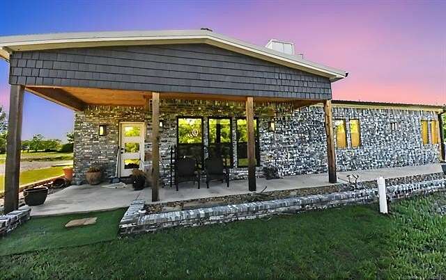 4.25 Acres of Residential Land with Home for Sale in Vian, Oklahoma