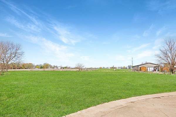 0.25 Acres of Residential Land for Sale in Le Roy, Illinois