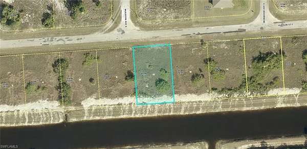 0.25 Acres of Residential Land for Sale in Lehigh Acres, Florida