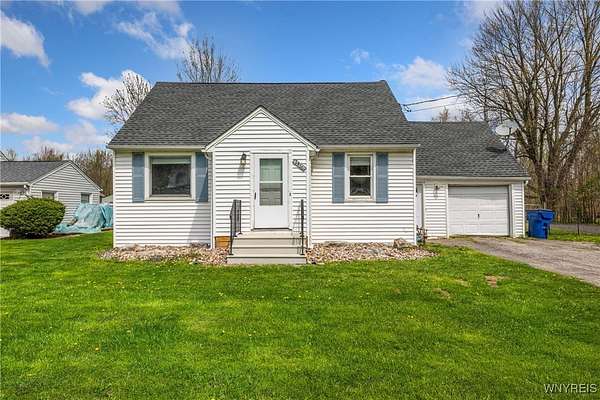 2.7 Acres of Residential Land with Home for Sale in East Amherst, New York