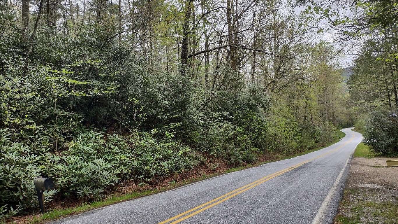 1.39 Acres of Land for Sale in Cashiers, North Carolina