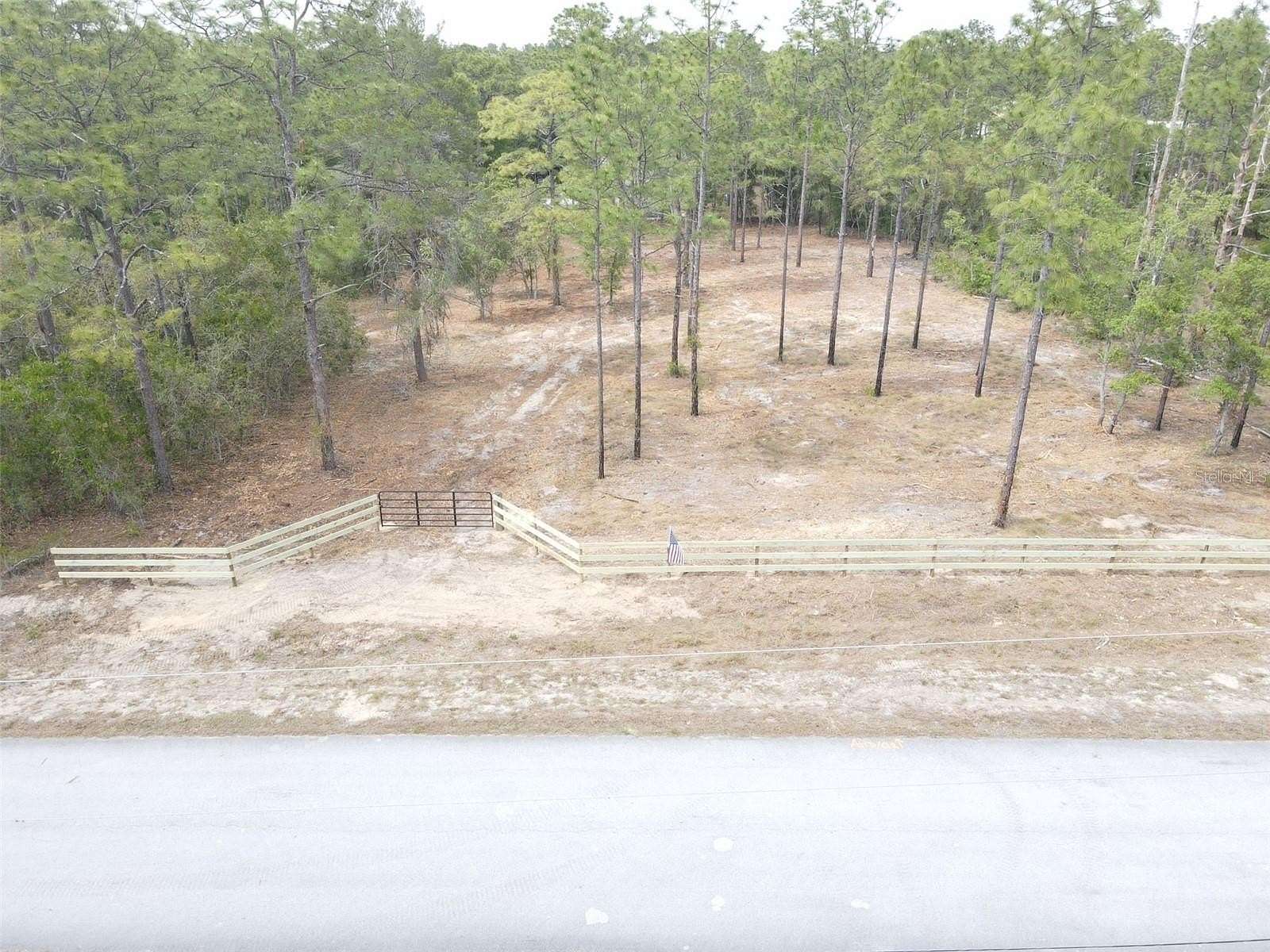 0.99 Acres of Residential Land for Sale in Dunnellon, Florida