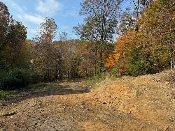 1.18 Acres of Residential Land for Sale in Baxter, Kentucky