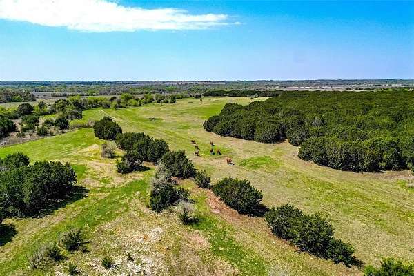 111 Acres of Land for Sale in Valley Mills, Texas