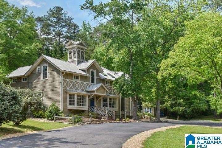 1.64 Acres of Residential Land with Home for Sale in Anniston, Alabama