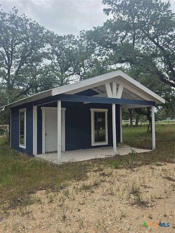 5 Acres of Improved Residential Land for Sale in Seguin, Texas