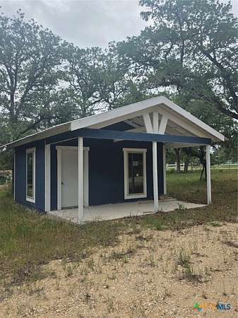 5 Acres of Improved Residential Land for Sale in Seguin, Texas