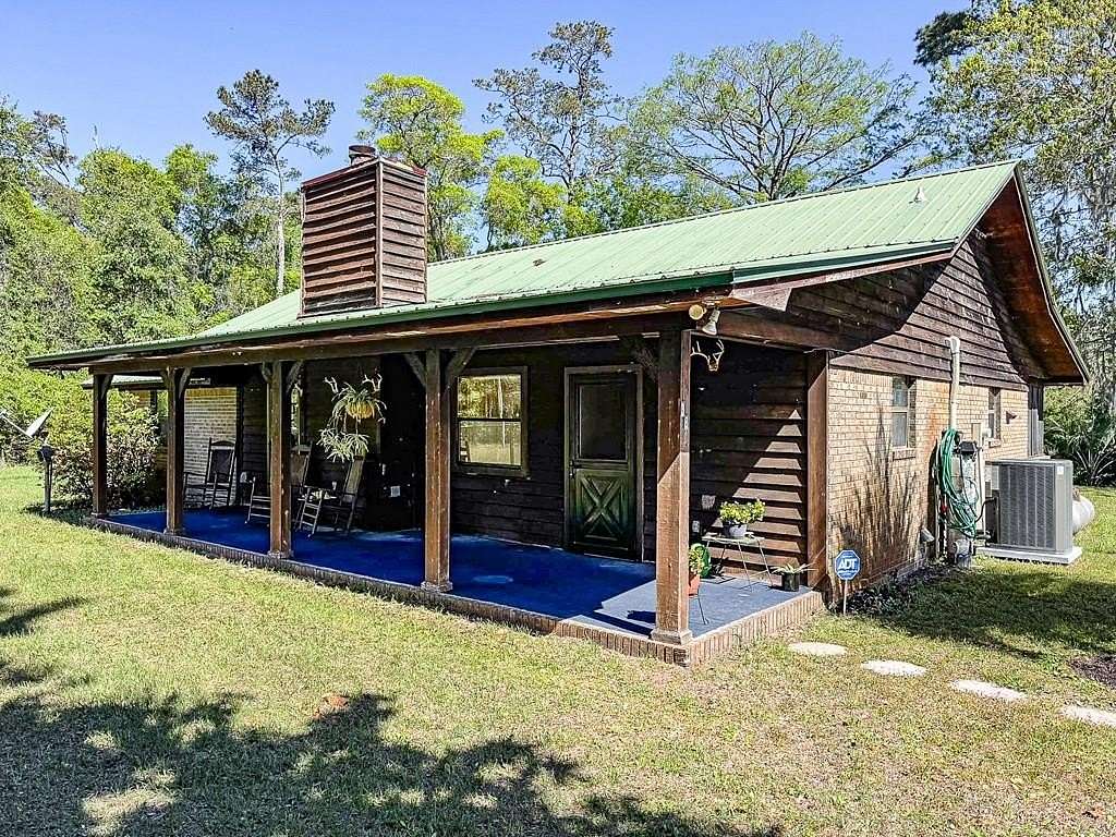 2 Acres of Residential Land with Home for Sale in Sopchoppy, Florida