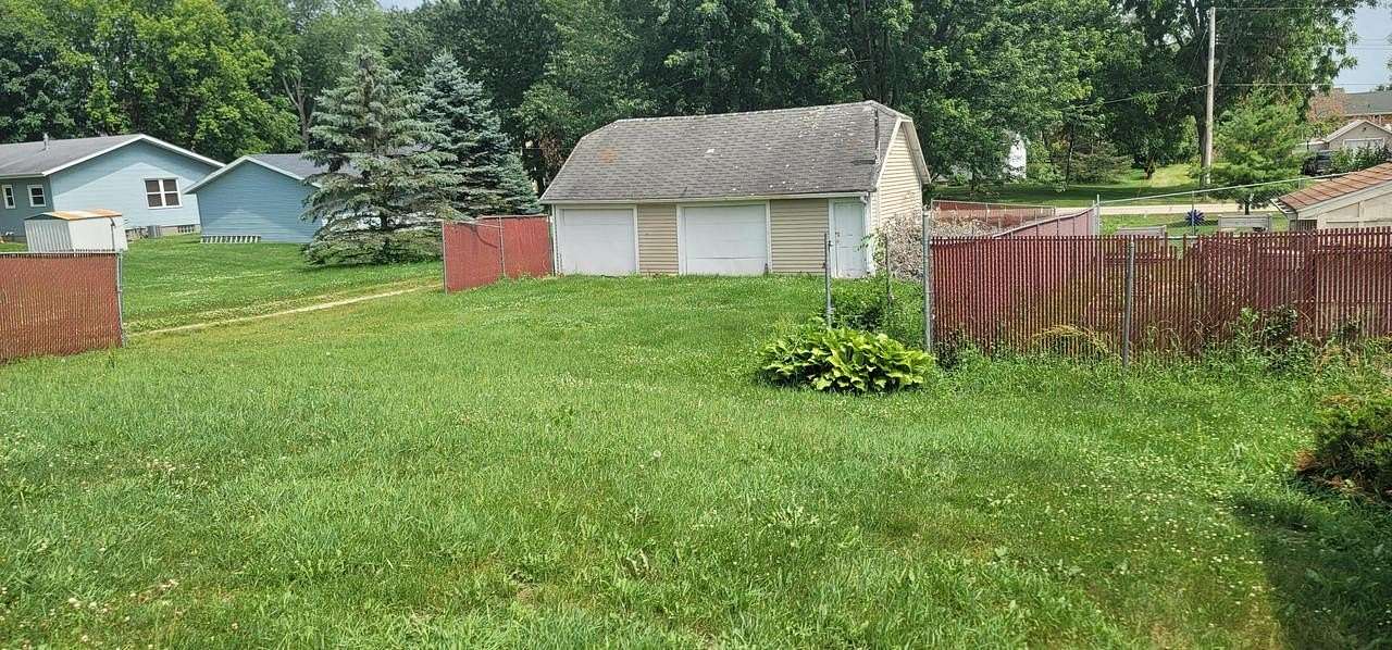 0.23 Acres of Residential Land for Sale in Fox Lake, Wisconsin