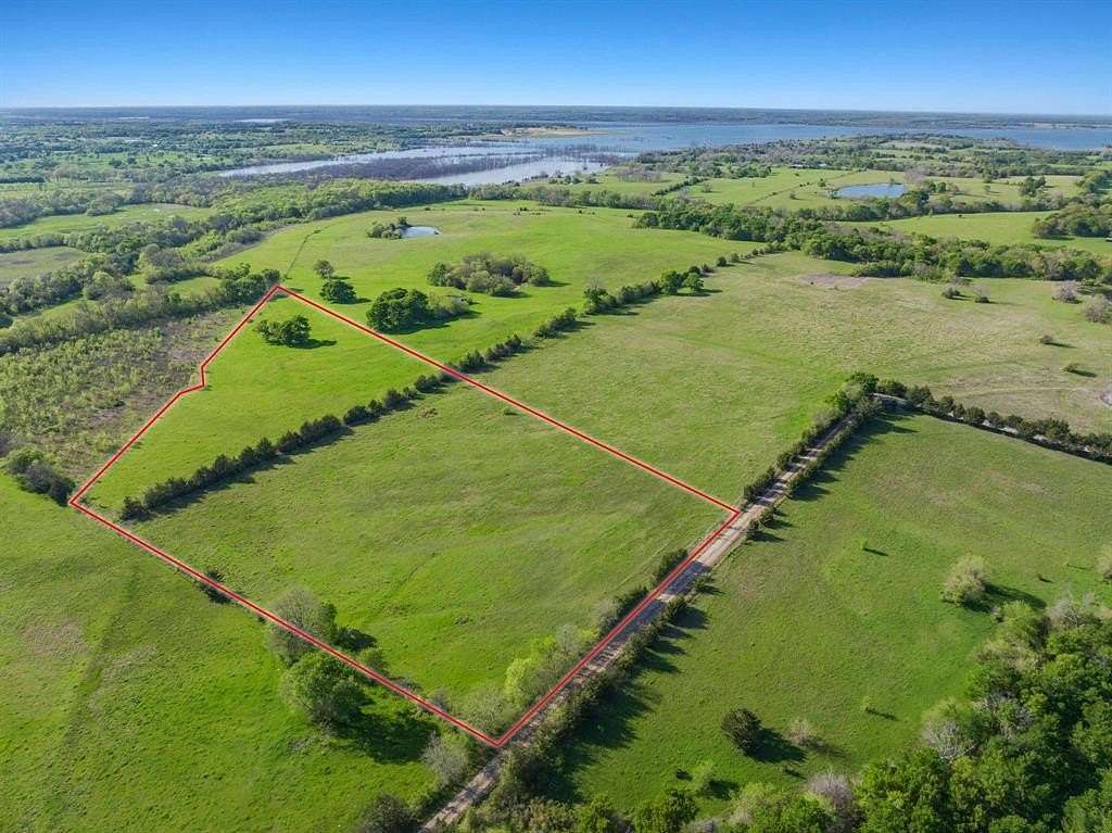 11 Acres of Land for Sale in Dodd City, Texas