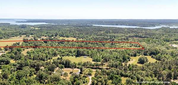 20 Acres of Recreational Land for Sale in Chandler, Texas