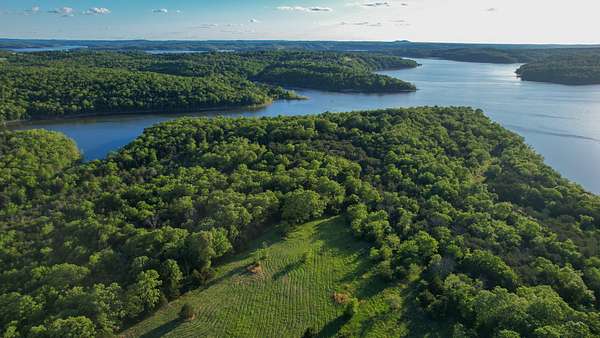 176 Acres of Recreational Land for Sale in Henderson, Arkansas