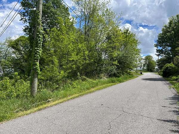 0.25 Acres of Land for Sale in Independence, Virginia