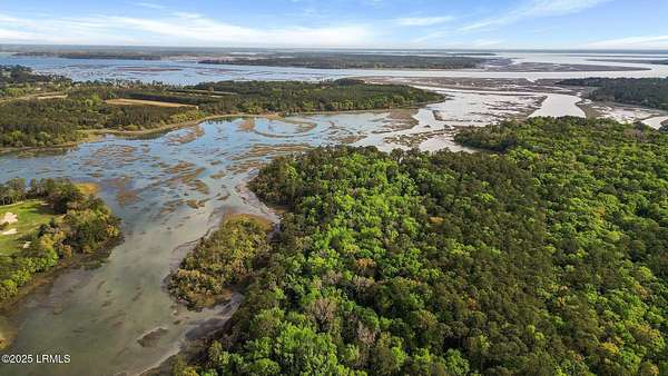 33.7 Acres of Land for Sale in Bluffton, South Carolina