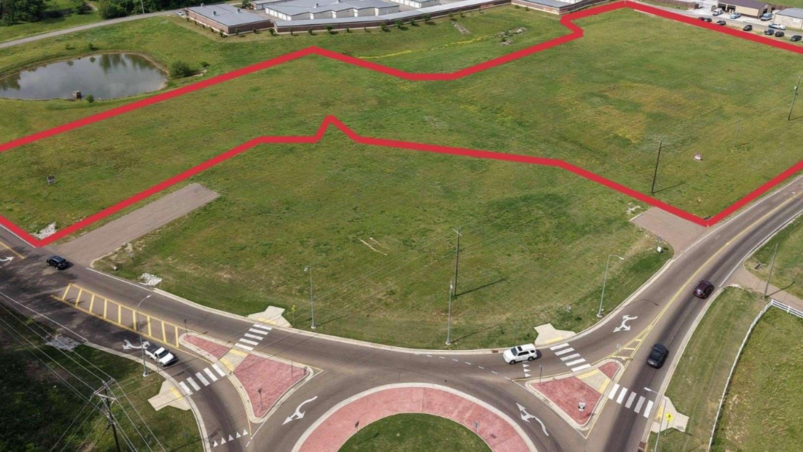 8.58 Acres of Mixed-Use Land for Sale in Atoka, Tennessee