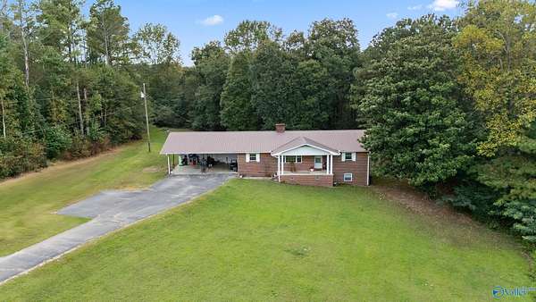 3 Acres of Residential Land with Home for Sale in Crossville, Alabama