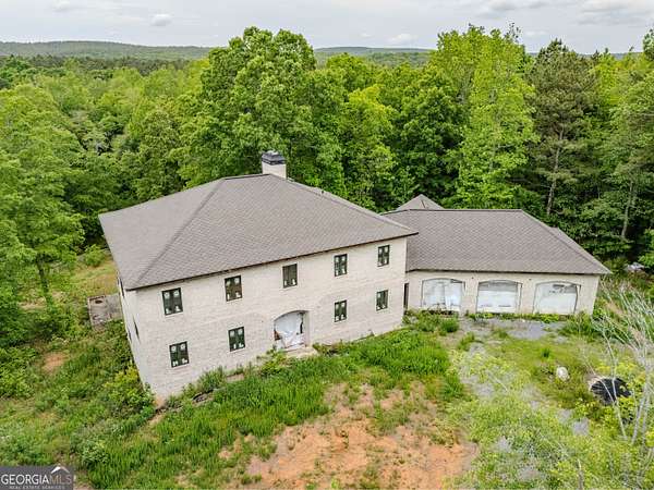 12 Acres of Land with Home for Sale in Kingston, Georgia