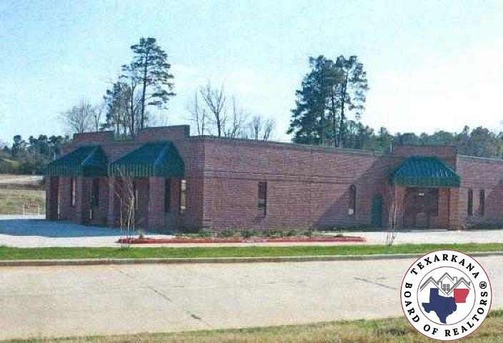 1.85 Acres of Improved Commercial Land for Sale in Texarkana, Texas