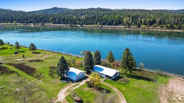 3.62 Acres of Residential Land with Home for Sale in Newport, Washington