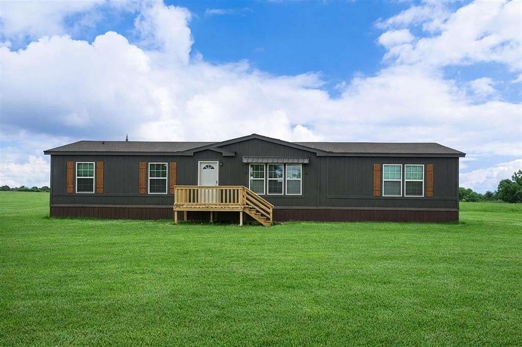 5 Acres of Land with Home for Sale in Lone Oak, Texas