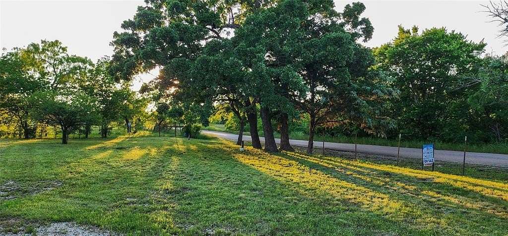 1 Acre of Commercial Land for Sale in Cleburne, Texas