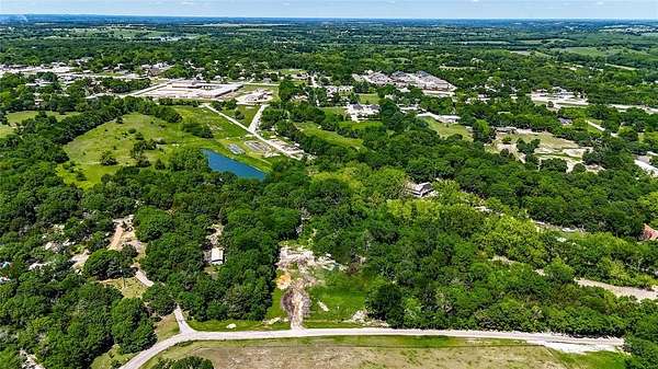 2.5 Acres of Residential Land for Sale in Tom Bean, Texas