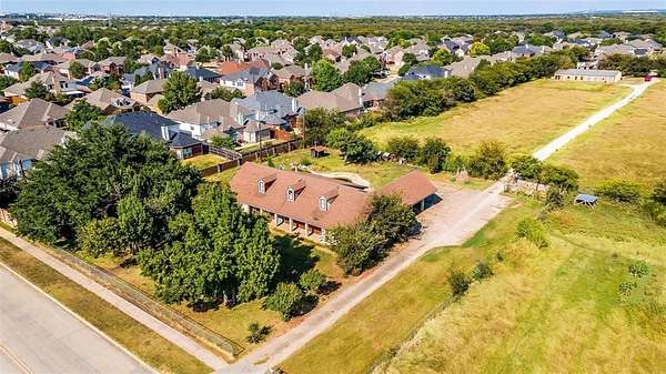 5 Acres of Residential Land for Sale in Grand Prairie, Texas