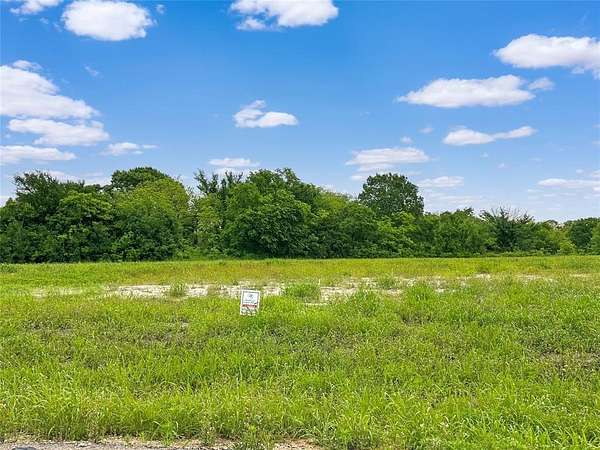 2.6 Acres of Residential Land for Sale in Weatherford, Texas