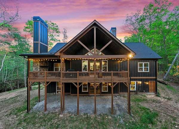 5.13 Acres of Residential Land with Home for Sale in Mineral Bluff, Georgia