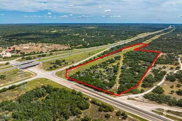 17.6 Acres of Land for Sale in Mountain Home, Texas